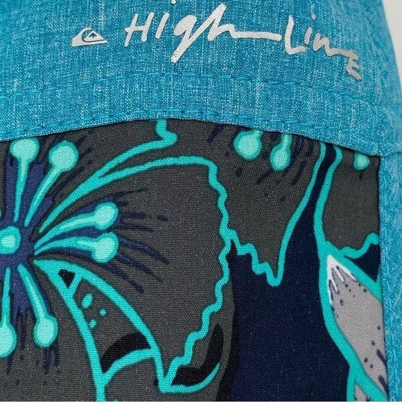 Quicksilver black & teal palm floral print boardshorts, 31 - Picture 4 of 16